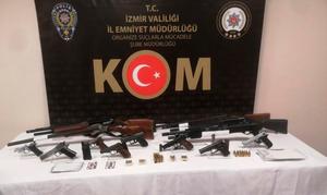 "Tırpan" operasyonu kapsamında İzmir ve Manisa'da 28 şüpheli yakalandı